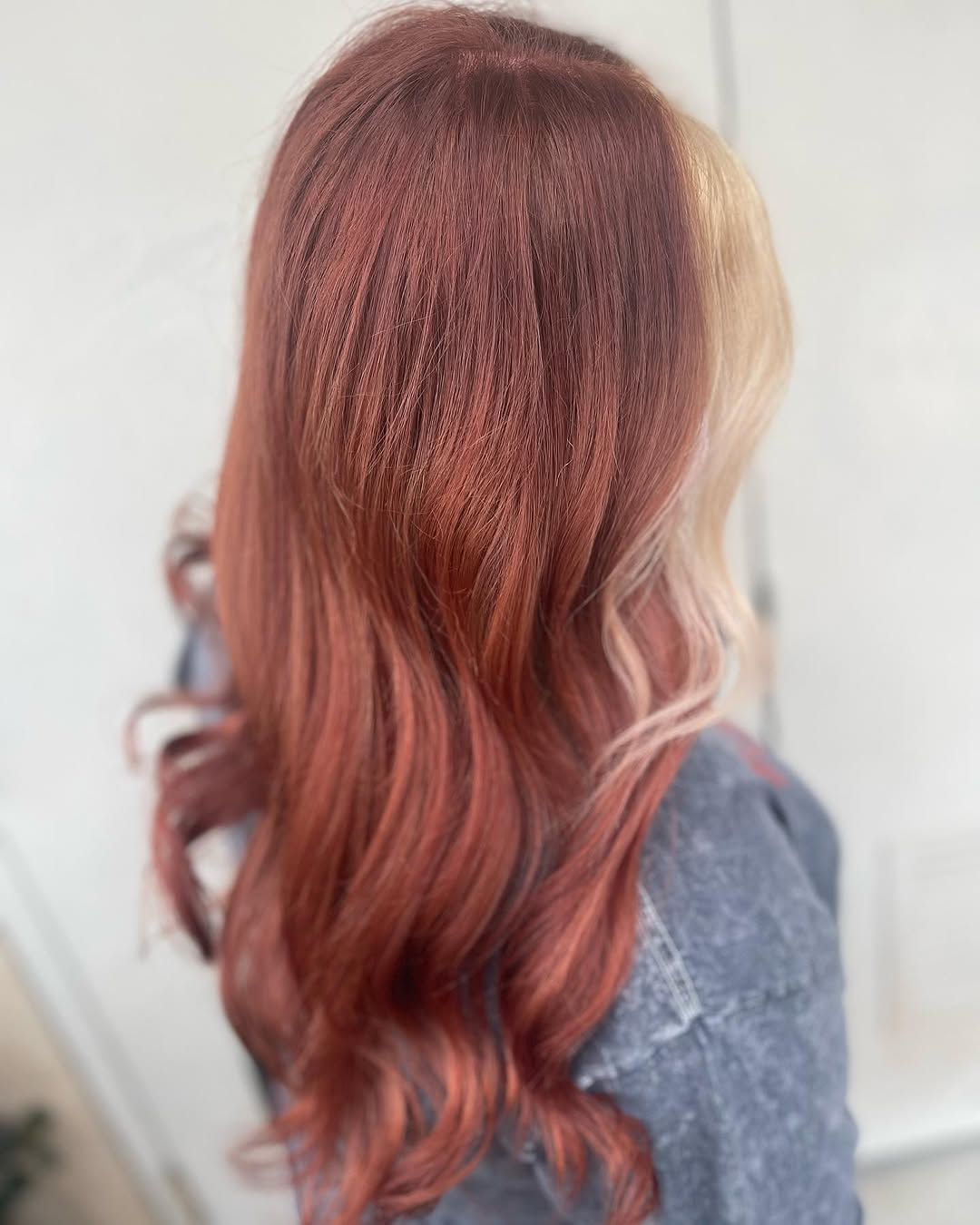 Ginger Spice ❤️
.
.
.
#ginger #gingerhair #gingerspice #redhair #redhairdontcare #red #readheads #moneypiece #beachwaves #joicolumishine #joico #hairoftheday #hairofinstagram #hairoftheweek #instahair #haircolor #oc #orangecounty #brea