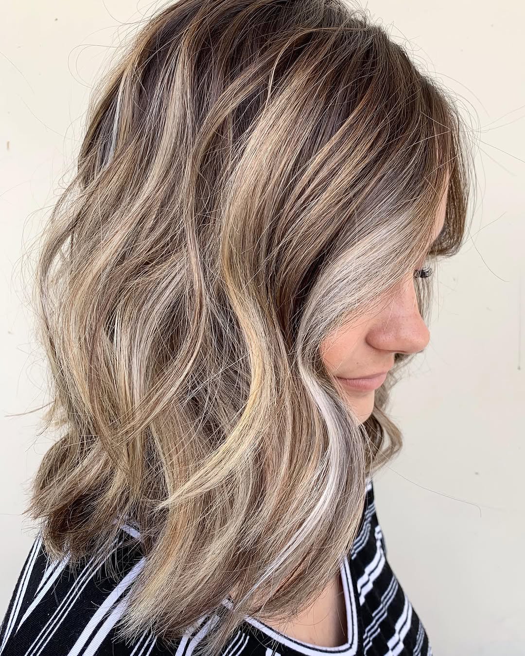 Cool for the Summer ✌🏼
.
.
.
Balayaged & toned with @matrix #hairbynoellelucy