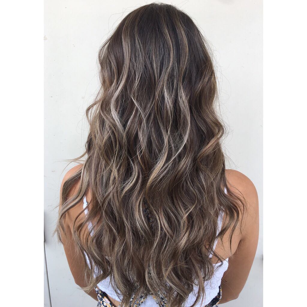 Being an ashy brunette is possible! Loving this cooled down Balayage...🖤 #hairbynoellelucy