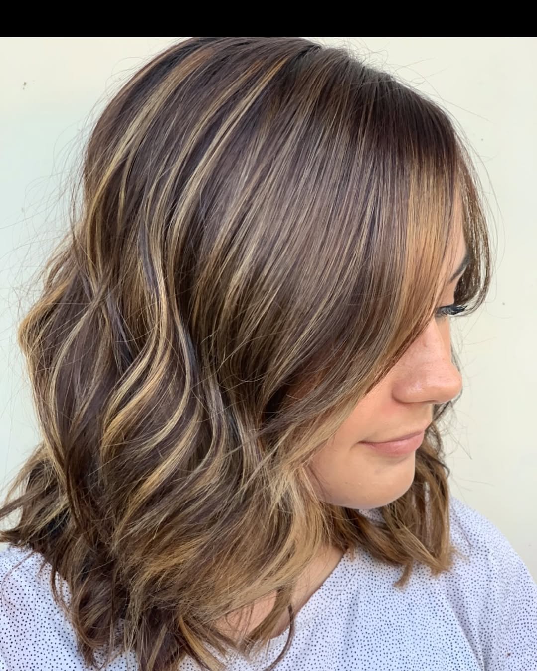 Caramel Fudge Brownie! 🍫

We brightened up this babe with a full head of teasy lights. Then glazed with @matrix new AMAZING acidic toners in nude w/ a splash of anti-brass. 

Anyone else for yummy hair? 😋
Call or text to book (562) 665-8260