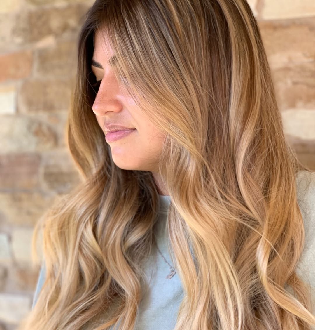 NUDE 💫 BRONDE 

Balayaged w/ @Matrix Light Master
Glazed w/ @Redken shades 
Call or text to book (562) 665-8260