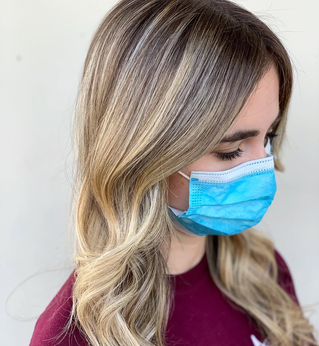 💫🌟2021⭐️✨

Motivated 
Inspired 
Encouraged...

THAT’S how I’m headed into this new year! 

More passion, more content...more energy. 2020 was a trip, but one thing it taught me is I’m a cockeyed optimist. I refuse to drag all the negativity & fear that last year induced, into this year.

Believe me guys...there are better days ahead! 🙌🏼
Now let’s get to work! 💪🏼