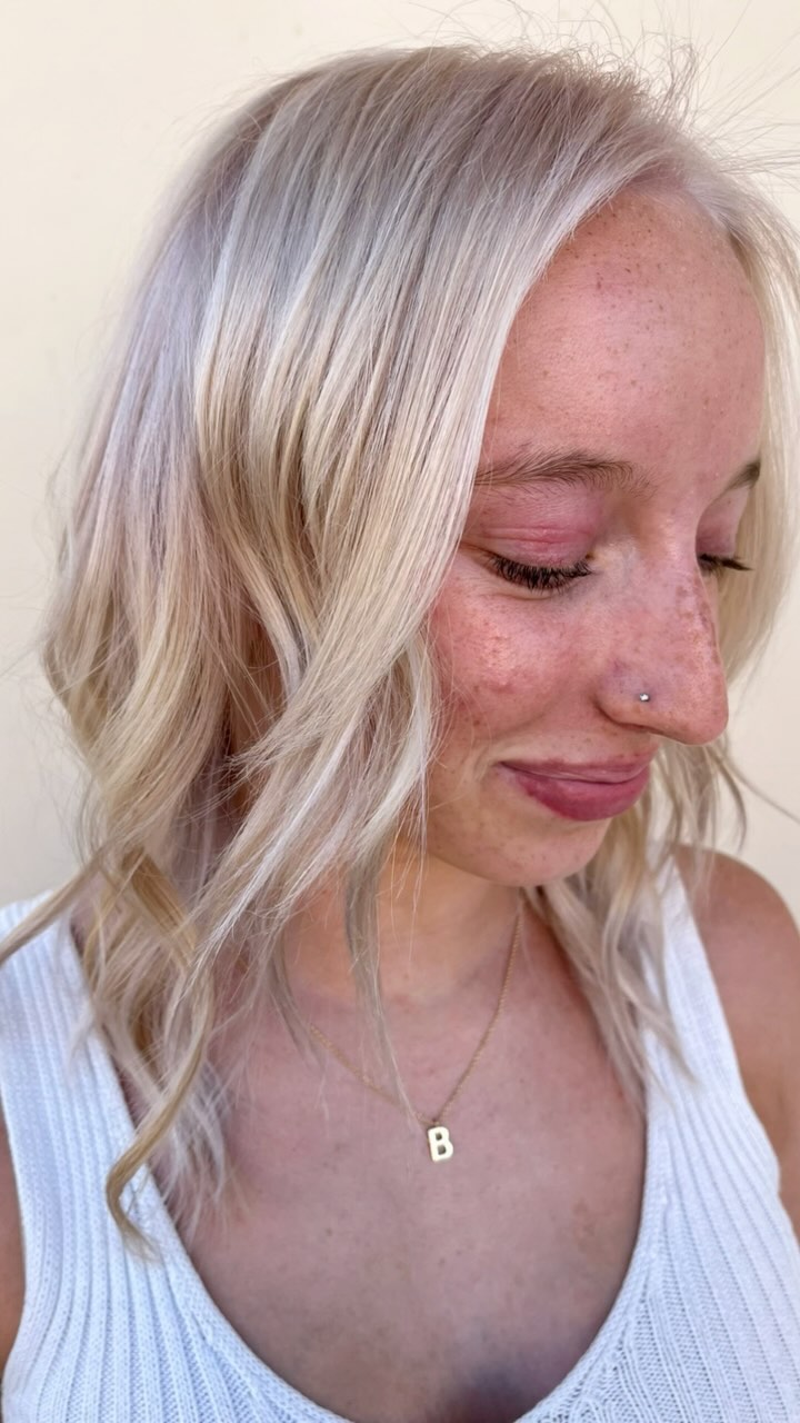 Ice Ice Baby! 🧊❄️ 
.
.
.
#hairbynoellelucy #breahair #breahairstylist #breasalon #ochair #ochairstylist #fullertonhairstylist #fullertonhair #lahabrahair #lahabrahairstylist