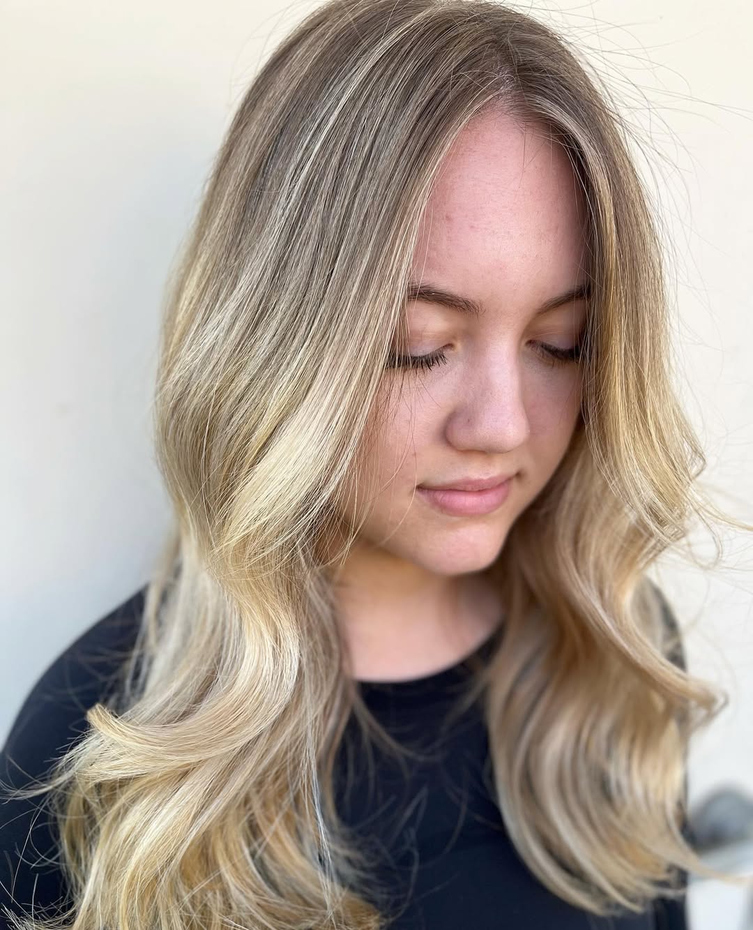 When the Color Correction just works! 🤌🏼💋
.
.
.
#hairbynoellelucy #balayage #orangecountybalayage #ocbalayage #orangecountyhair #ochair #ochairstylist #orangecountyhairstylist #ocsalon #orangecountysalon #fullertonsalons #fullertonhairstylist #breahairstylist #yorbalindahairstylist #placentiahairstylist #matrix