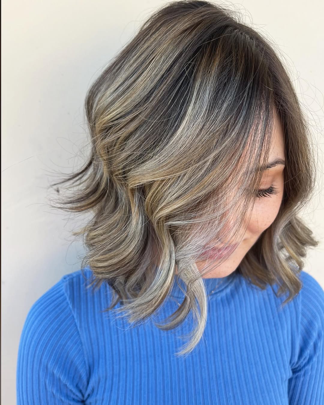 Inquiring minds want to know…. 

What are your 2023 goals?! 

Did you make a resolution? Did you make multiple?
This year I decided “Selfcare” was going to be my 2023 word. With all that goes on in my wonderful, yet crazy busy world…
I find myself at times teetering on burn out. 🤪 I don’t know exactly what this year will throw my way, but…I will prioritize my mental and physical health a bit more! 

What about ya’ll? I’d love to know how I can encourage you this year! 

Happy 2023 Ladies & Gents! 
Let’s make it the best one yet! 🫶🏼 
.
.
.
#hairbynoellelucy #balayage #ocbalayage #orangecounty #orangecountyhairstylist #orangecountyhair #ochairstylist #ochair #ochairsalon #ochairextensions #fullertonhairstylist #breahairstylist